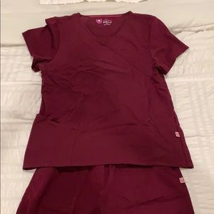 Maroon scrub set